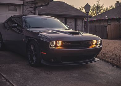 Dodge Challenger 