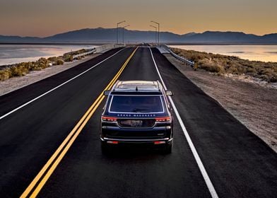 Jeep Grand Wagoneer