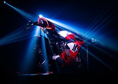 Ducati Panigale V4R Light