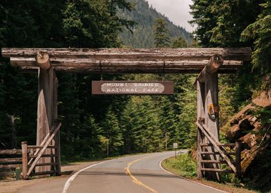 Mt Rainier Park Entrance