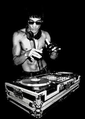 Bruce Lee DJ meme