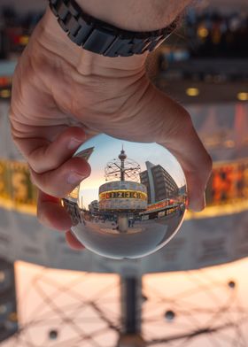 Weltzeituhr Berlin Sphere