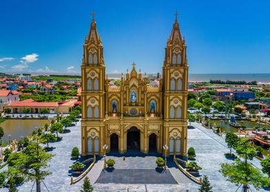 Golden Church Xuong Dien 