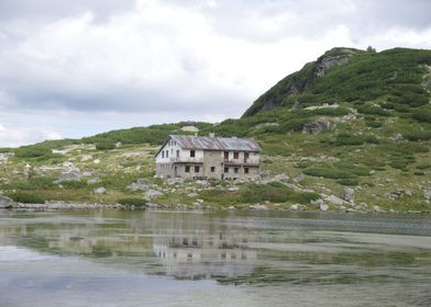 Lake House Bulgaria