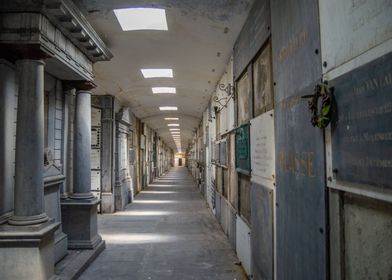 Alley and tombs