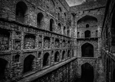 Agrasen ki Baoli 