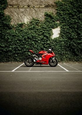 ducati panigale v2