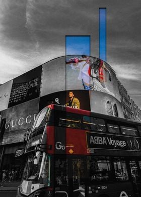 London Bus Piccadilly Circus Black and White