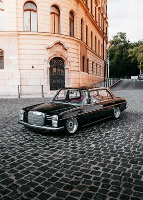 Black Mercedes-Benz W114