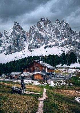 Alpine Cabin with Mountain View