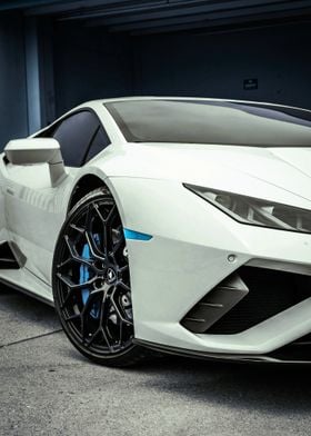 White Lamborghini Huracan