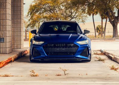 Blue Audi RS6 Avant