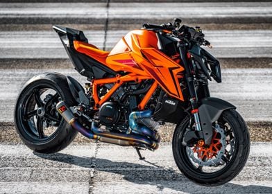 KTM Super Duke R