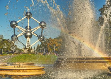 Atomium with Rainbow