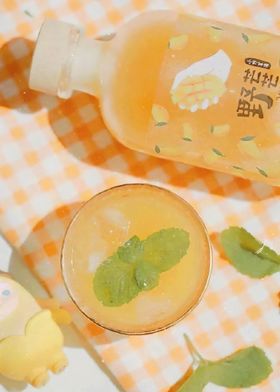 Mango Drink with Mint