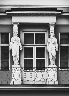 CLASSICAL BALCONY STATUES