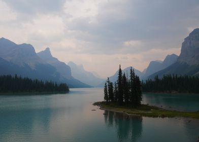 Lake Maligne