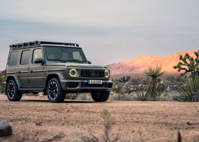 Mercedes-Benz G-Wagon Off-Road