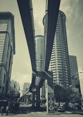 Seattle Monorail &amp; Skyscrapers