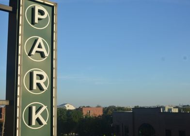 VIN Hotel Park Sign