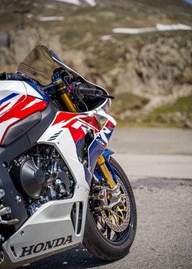 Honda CBR1000RR-R