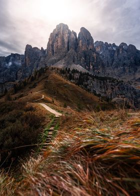 Mountain Path to the Summit | Dolomiten