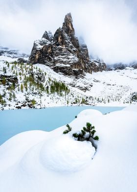 Snowy Mountain Lake | Sorapissee | Dolomiten