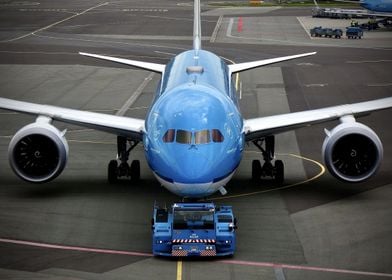 KLM Boeing 787-9 deathstare