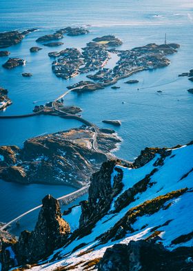 Rugged Beauty: Henningsvær's Coastal Charm from Festvågtind