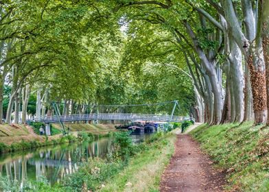 Brienne Canal Pathway with Bridge in Toulouse