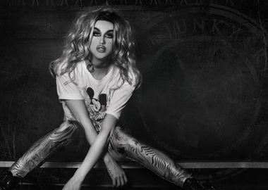 Adore Delano