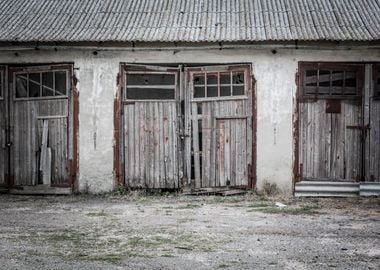 Abandoned building