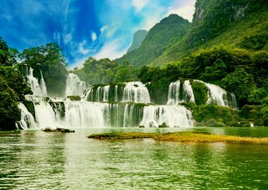 Ban Gioc waterfall