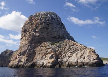 Rock in ocean 