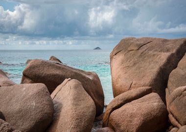 Round Stones