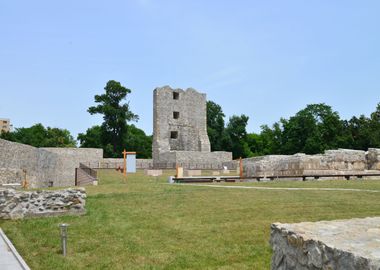 severin medieval fortress