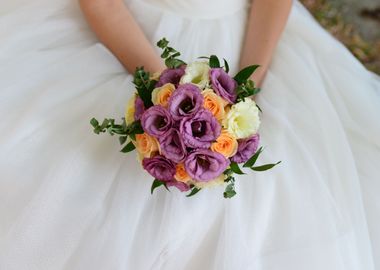 bride flowers bouquet