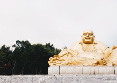 statue gold buddha