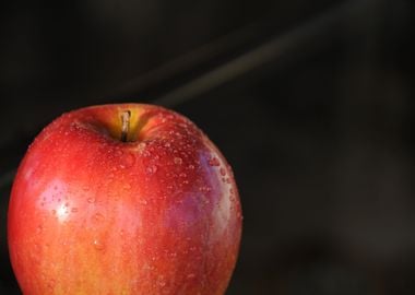 red droplet apple