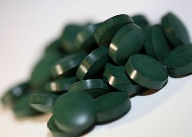 Spirulina platensis pills