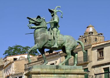 Francisco Pizarro statue 3