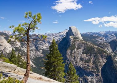 View over Yosemite Valley 