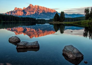 Mountains at Lake Forest