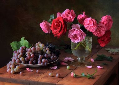 Red roses and grapes