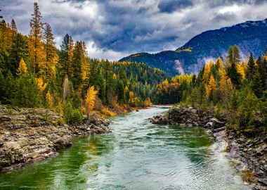 Mountains at Lake Autumn