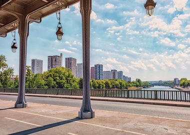 Bir Hakeim Bridge