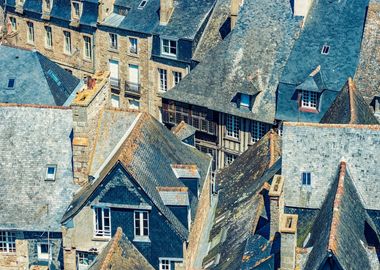 Dinan Roofs