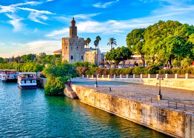 Torre del Oro