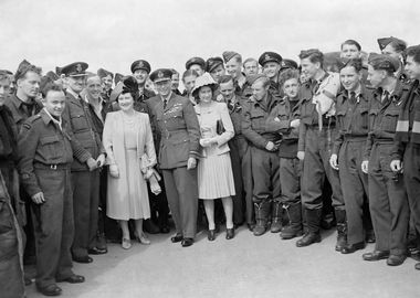 The Crown and RAF soldiers