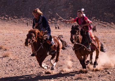 mongolia ride a horse